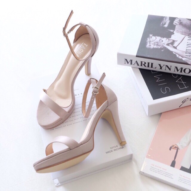 Tacha brand (Classy heels)