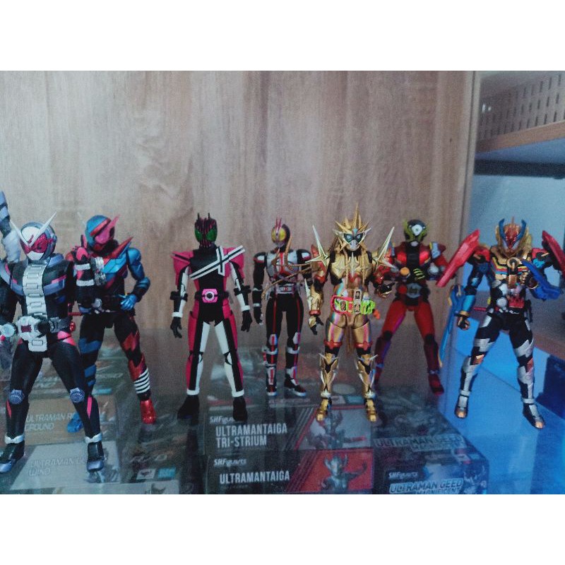 SHF Kamen rider มือสองขายเหมา 7 ตัวราคาถูก
