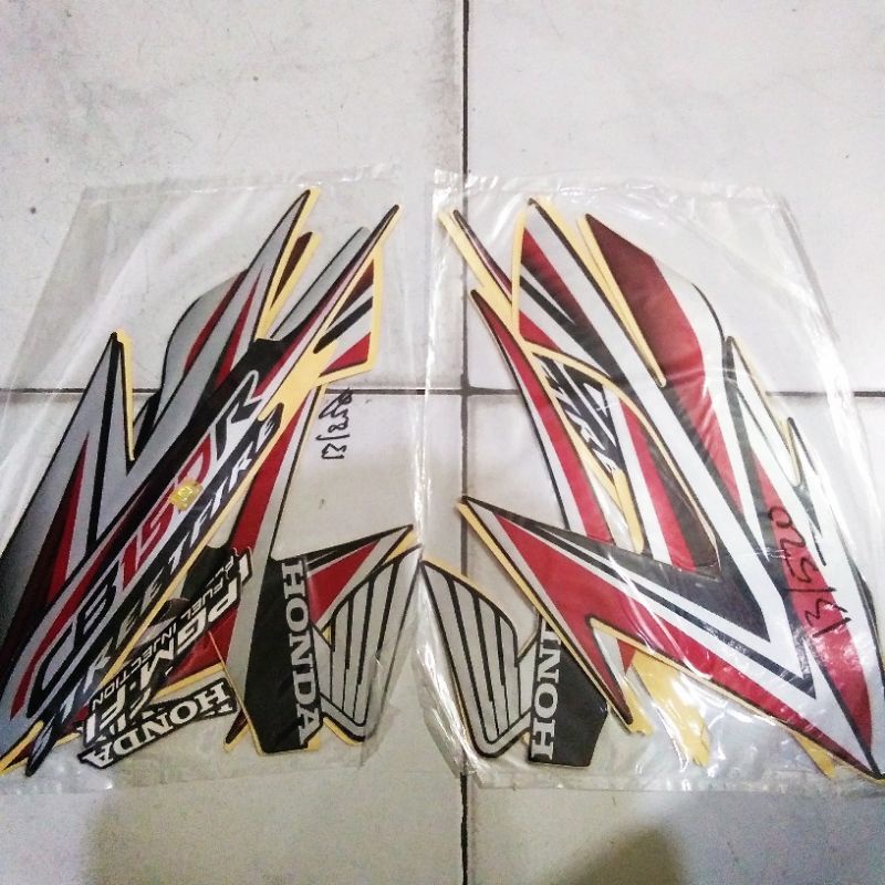 สติ๊กเกอร์รายการ STRIPING HONDA CB 150 R 2013 สติ๊กเกอร์ CB150R 2013