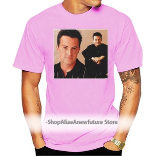 เสื้อยืด พิมพ์ลาย Chandler Bing Friends 90s สไตล์วินเทจ สีดํา สําหรับผู้ชาย และผู้หญิงS-5XL