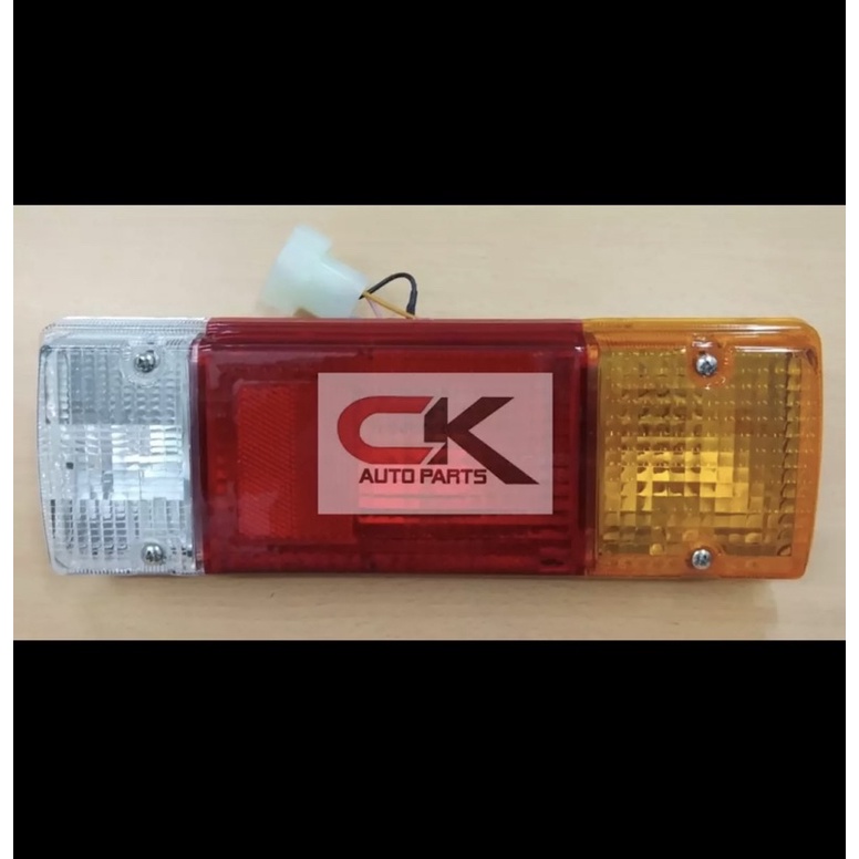 Hino Dutro WU410 WU720 ไฟท้ายหรือฝาครอบ. ทําในไต้หวัน