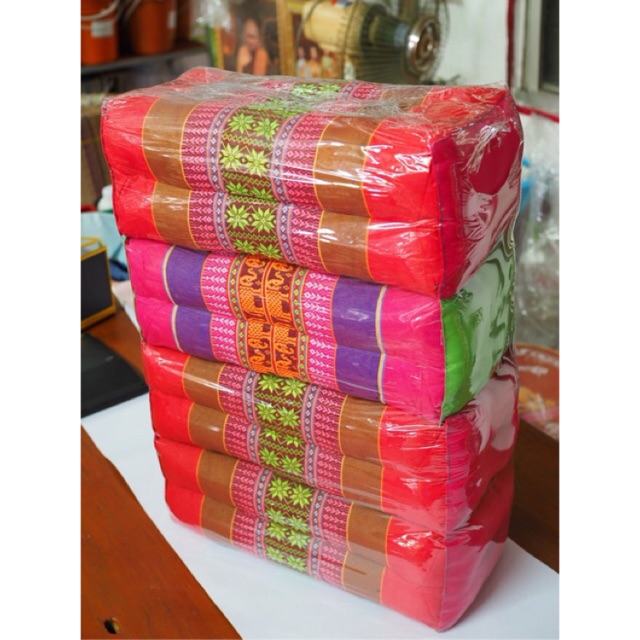 หมอนขิด หมอนอีสาน แพค 4 ใบ คละสี