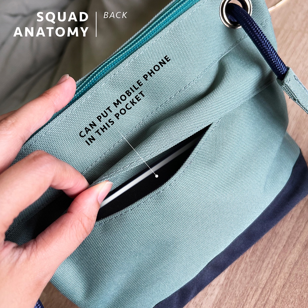 Squad relife sky sling bag กระเป๋าสะพายข้างรุ่น Squad สีกากี / TA.THA.TA