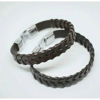 nn_braceletสายรัดข้อมือ RASTACLAT รหัส 015 กำไลข้อมือหนังแท้ งานตัวนี้เป็นหนังวัวแท้👉Price : 220 บาท