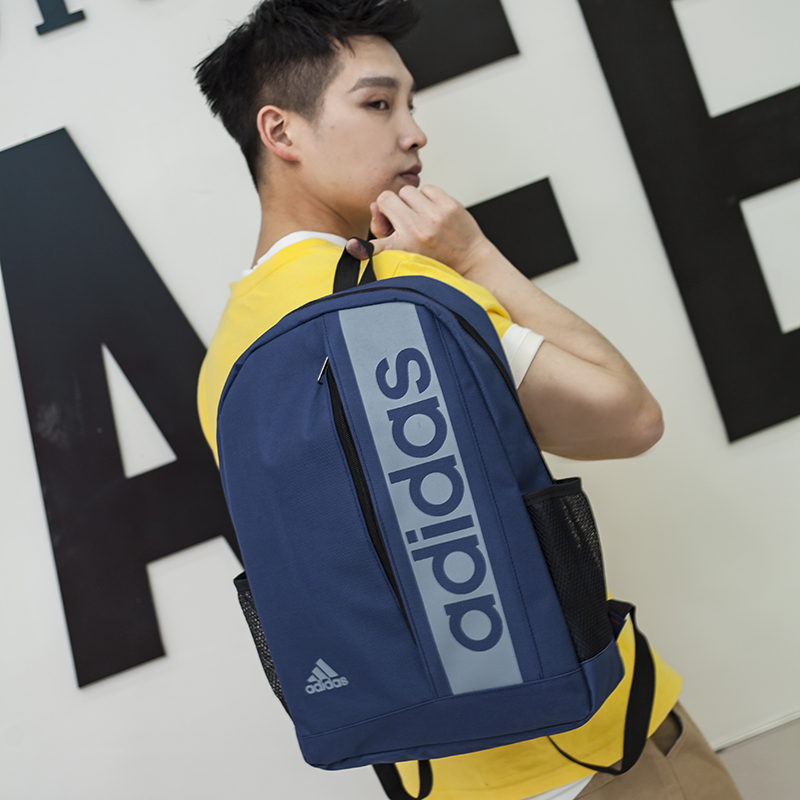 Adidas กระเป๋าเป้Unisex travel Backpack กระเป๋าเป้แฟชั่น