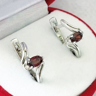 N6429 ต่างหูพลอยโกเมนแท้ ( Garnet ) แบบอิงลิชล็อค ตัวเรือนเงินแท้ 925 ชุบทองคำขาว