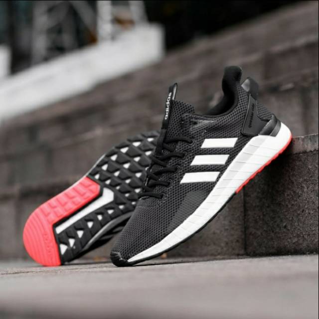 Adidas QUESTAR RIDE MEN& 39;S RUNNING SHOES ORI BLACK LIST WHITE ORANGE