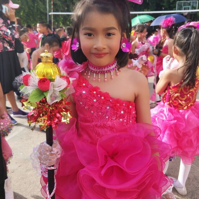 ชุดดรัมเมเยอร์สีชมพูมือสอง 99%