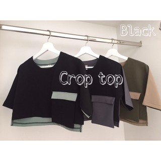 Crop top (เสื้อครอป เสื้อครอปทูโทน ) สีดำ แต่งกระเป๋า