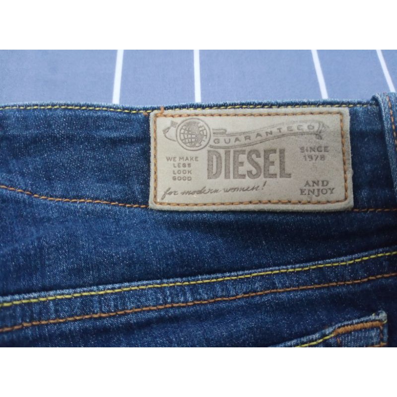 กางเกงยีนส์ Diesel ของเเท้100%