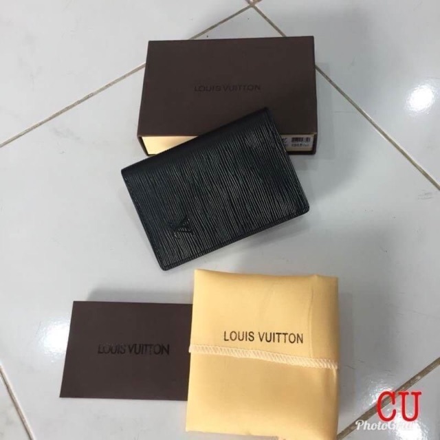 กระเป๋าสตางค์ Lv