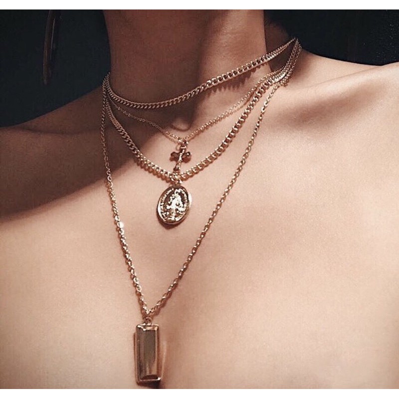 layered nacklace gold color