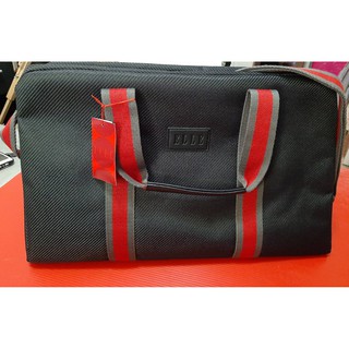 ****ลดราคา***  กระเป๋า ELLE Sporty Bag แท้