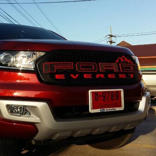 กระจังหน้า Ford Everest 2015 2016 2017 V1 Logo สีดำแดง มี LED 3 จุด ราคาพิเศษ