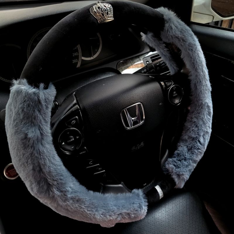 ปลอกพวงมาลัยรถยนต์ vipนุ่มนิ่ม ฟรุ้งฟริ้ง ขนาดมาตรฐาน38cm ใช้ได้ทุกรุ่น