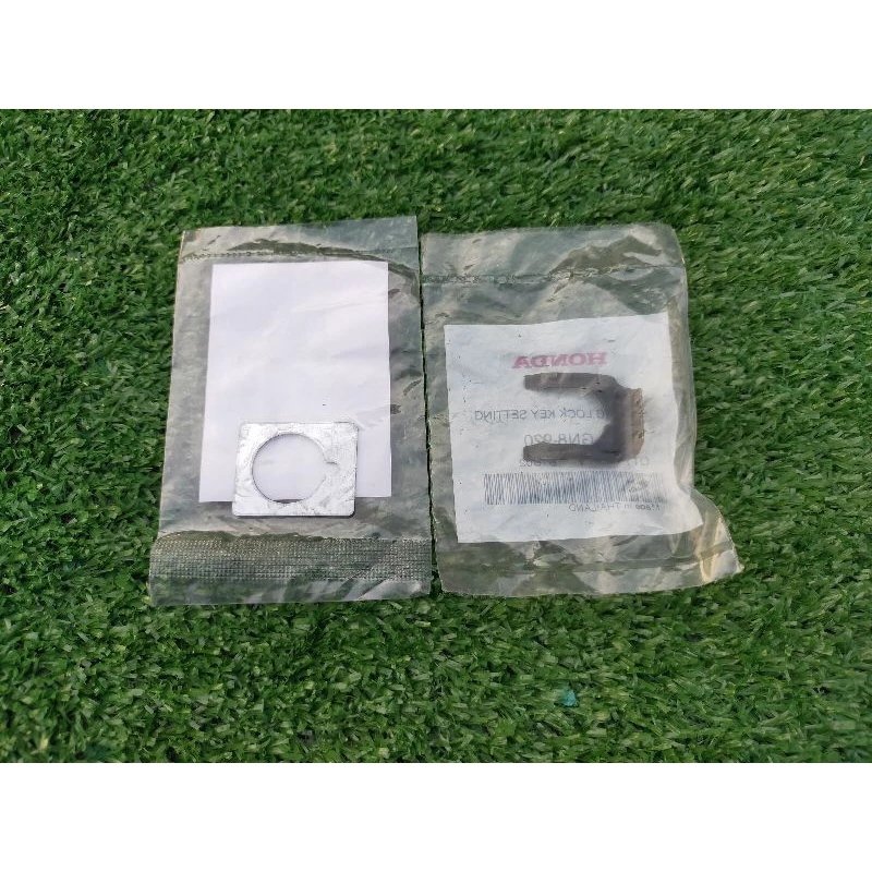 สปริงล็อกกุญแจล็อกเบาะ+แหวนรอง Honda ใส่ได้หลายรุ่น แท้ศูนย์ 77236-GW0-000/75581-GN8-920