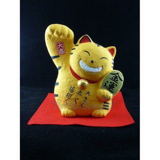 แมวกวัก Daifuku neko (สูง14 cm)สีเหลือง หมายถึง เงินทอง กวักมือขวา หมายถึง เรียกโชคลาภ ทั้งโชคทางไกลและทางใกล้