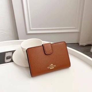 Coach MEDIUM CORNER ZIP WALLET IN CROSSGRAIN LEATHER