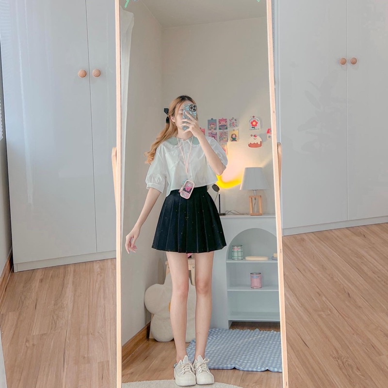 RIKA🕍 น้องโลลิต้า 🪞เสื้อครอปคอบัว