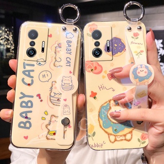 2021 New เคส Xiaomi Mi 11T Pro / 10T Pro / 11 Lite NE Ultra / POCO X3 GT NFC M3 Pro F3 5G Phone Casing with Wristband Stand Holder Bling Glitter Rhinestone Cartoon Cute Cat Fresh Back Cover เคสโทรศัพท์ Xiaomi11T Mi11T Mi11TPro Soft Case