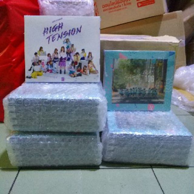 (พร้อมส่ง)CGM48 - 8th Single BNK48 High Tension CD + Photobook พร้อมรูป