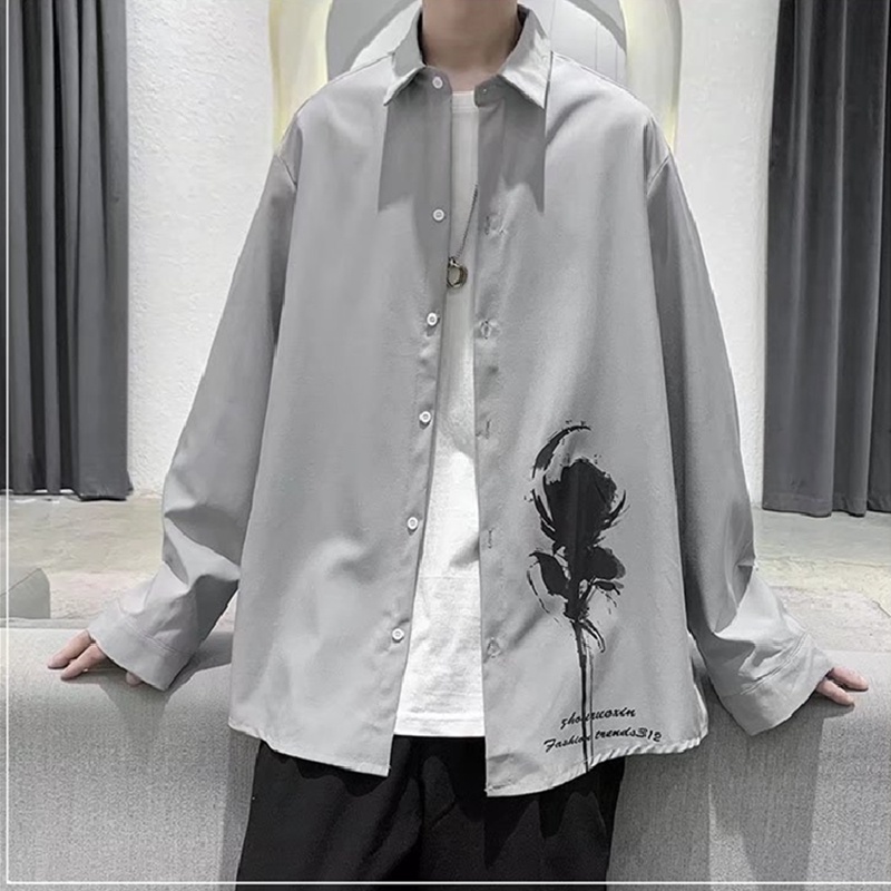 4 สี【M-3Xl】เสื้อเชิ้ตแขนยาวพิมพ์ลายแฟชั่นสไตล์เกาหลีสําหรับผู้ชาย ราคา ถูกที่สุด ดีลบีเคเค แกลเลอรีภาพที่ 2