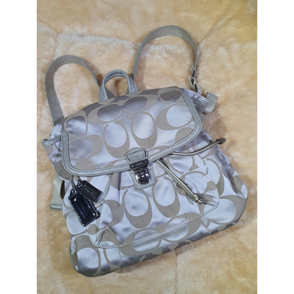 กระเป๋าเป้ Coach 18348 Signature backpack แท้💯มินิมอลสุดๆ สภาพสวย มือสอง💥