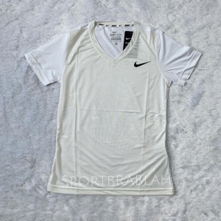 Nike จาก 890฿ เสื้อยืดคอวี แขนสั้น สำหรับออกกำลังกายสตรี โยคะ ฟิตเนส หรือลำลอง