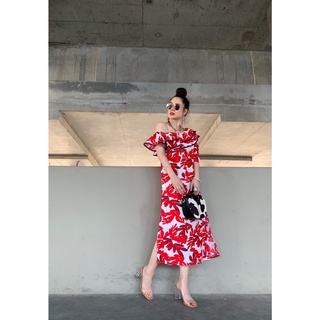 Sale ตัวสุดท้าย‼️งานMissseed Linen dress พร้อมส่งฟรี สีแดง เดรสปาดไหล่ ผ้าลินินลายดอก