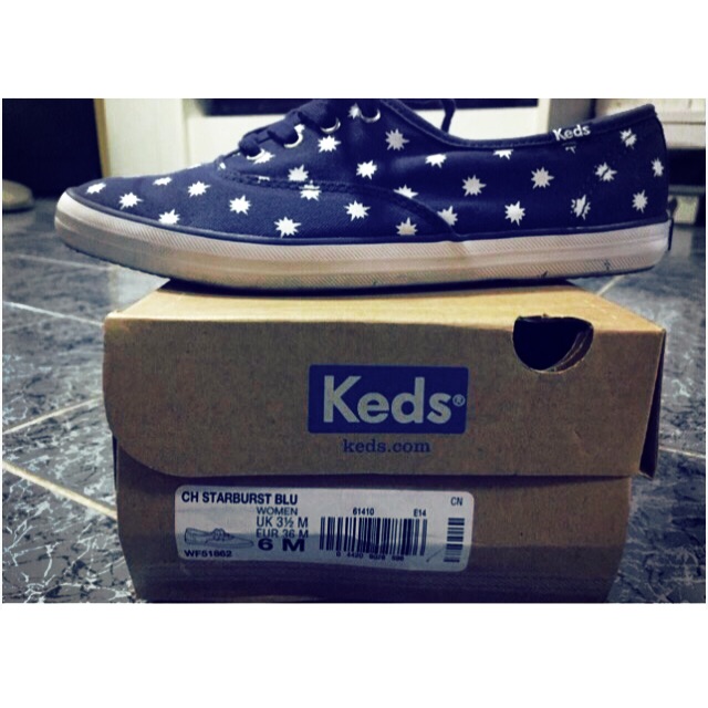 ked รองเท้ามือสองผ่านการใช้งาน