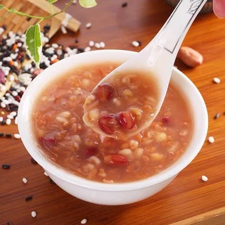 โจ๊กเมล็ดธัญญาพืช (达利园八宝粥)ขนาด360g พร้อมทาน เป็นอีกเมนูอาหารที่ได้ทั้งอร่อยและมีประโยชน์อย่างลงตัว รสชาติหอมอร่อยกลมกล่อ