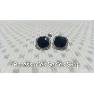 พร้อมส่ง -- ต่างหู คริสตอลดำ