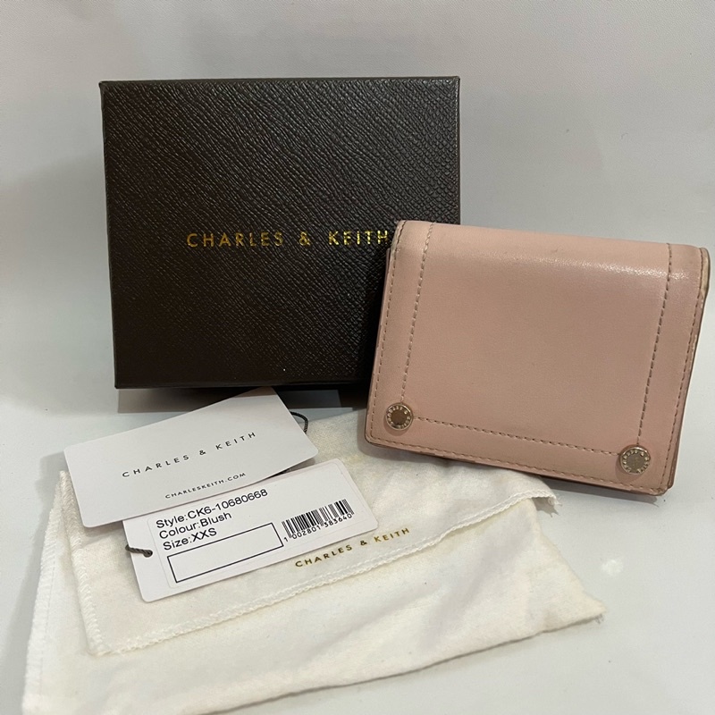 [PRELOVED] Charles &amp; Keith กระเป๋าสตางค์ ขนาดเล็ก สีชมพู (บลัช)