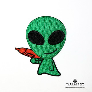 ตัวรีดติดเสื้อ ตัวรีดเอเลี่ยน การ์ตูน มนุษย์ต่างดาว ปืนเลเซอร์ NASA Alien wop UFO Patch งานปัก DIY ตัวรีด อาร์ม ติดเสื้อ