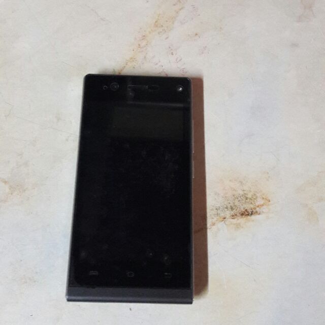 โทรศัพท์มือถือ รุ่น Ais  Lava iris 550