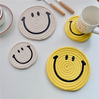 ที่รองแก้วถ้วยฉนวนกันความร้อนลายหน้ายิ้มน่ารัก Placemats Placemats