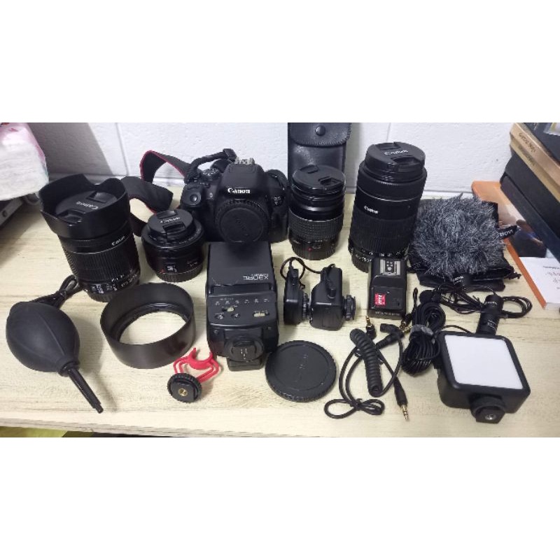 Canon​ 700D พร้อมอุปกรณ์ครบเซ็ต​