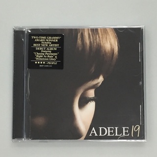 ▽ซีดีเพลงอัลบั้ม Adele ADELE 19 ที่วนซ้ำได้เป็นปี