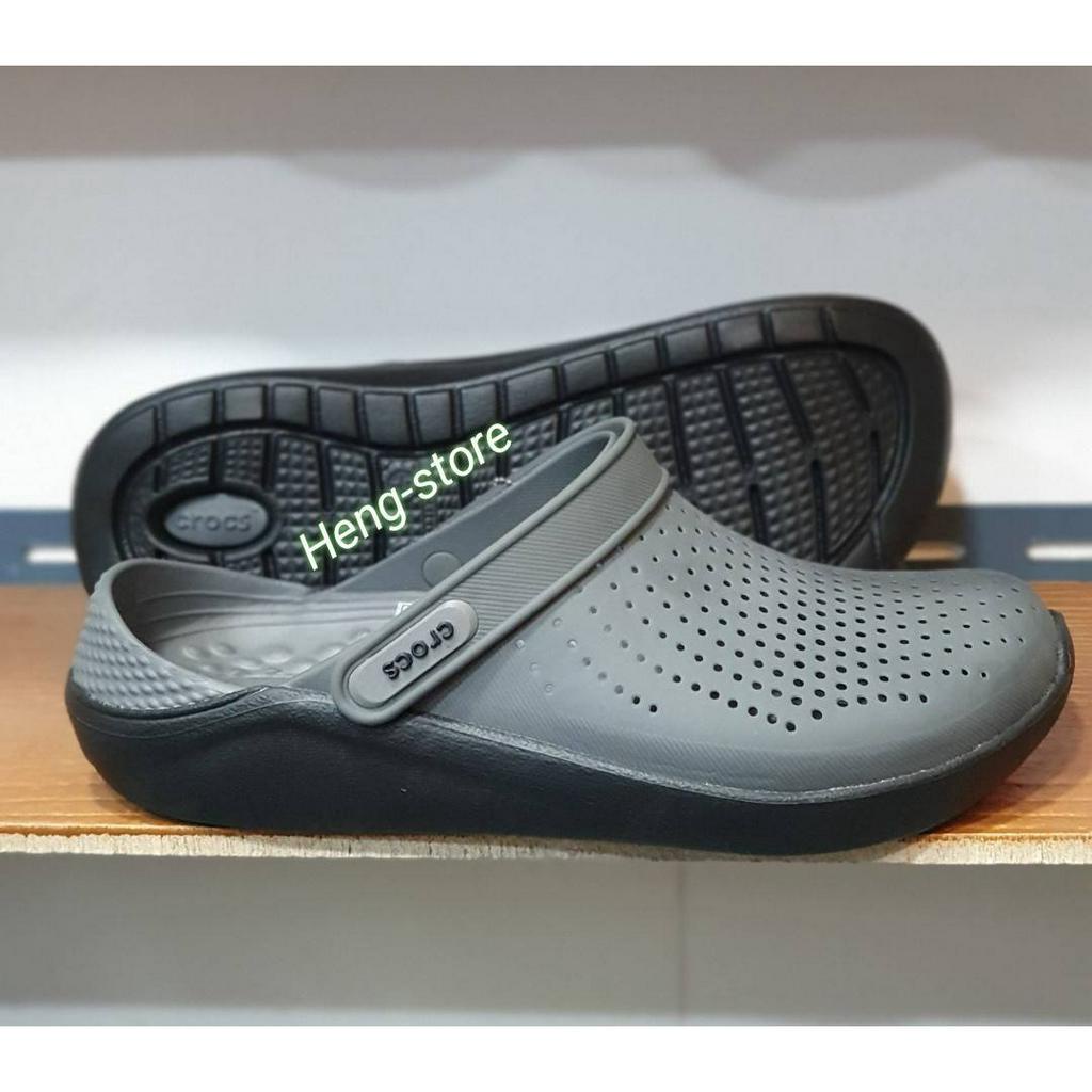 รองเท้าหัวโต Crocs ผ้หญิงและผู้ชายมีหลายสีมีหลายไซส์สินค้าพร้อมส่งในไทย