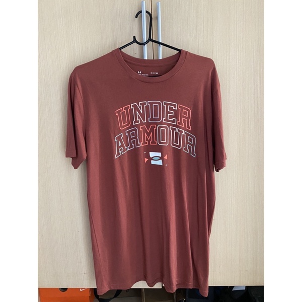 เสื้อยืด underarmour size M