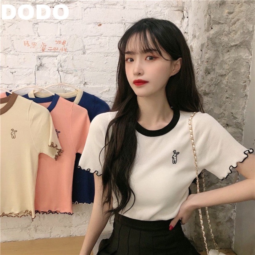 [DODO] ใหม่ขนาดเล็กสีคมชัดสดปักขอบหยักผอมบางสั้นถักแขนสั้นเสื้อยืด 0742#