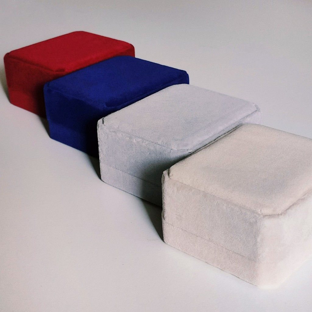 กล่องสร้อยคอ Rinne By Cia