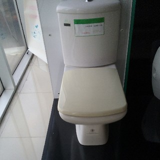 ชักโครก รุ่น SENSE S-TRAP NM-2120/120 สีขาว