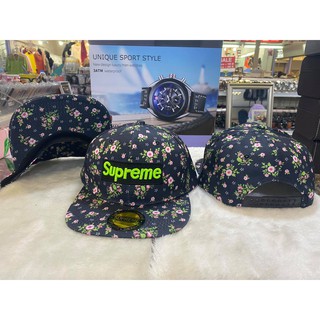 หมวก ฮิปฮอป supreme ลายดอกใม้ มี 4สี ปรับขนาดไซร์เองได้ ปรับไซร์ได้ถึง 59-64 cm