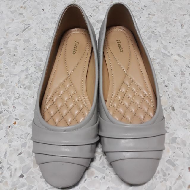 รองเท้าบาจา คัชชูส้นเตี้ย หัวมน แท้ 100% bata shoes size 37-38