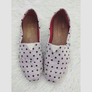 Toms