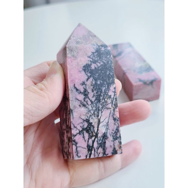 [Kyzen Living] หอคอยโรโดไนท์ (รักษาและความรัก)