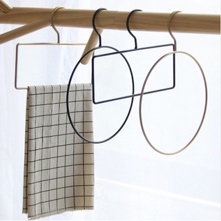 ไม้แขวนผ้า Geometric Iron Wall Hook