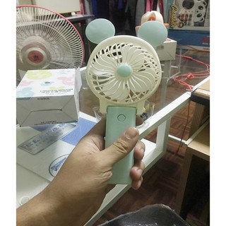 Portable Fan พัดลมพกพา USB ใส่ถ่าน Handy Mini Fan ส่งฟรี