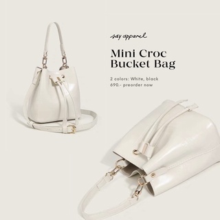 Mini bucket bag (with 2 straps) ใส่โค้ด SAYASEP1 ลด 100.-  ขั้นต่ำ 500.-